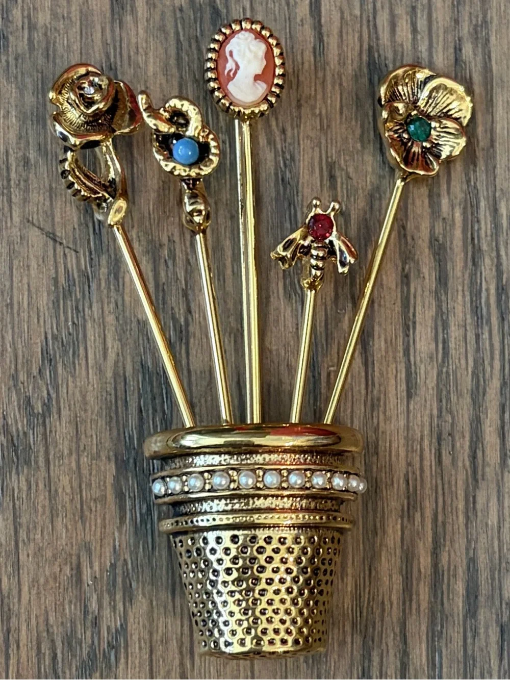 The Museum Company Metal Brooch Thimble & Tie Pins